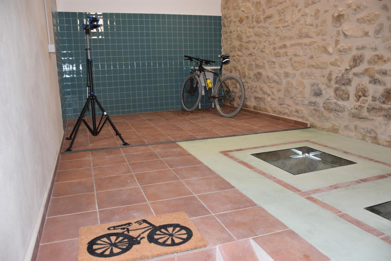 Hostel Lo Moli De Bot Exterior foto